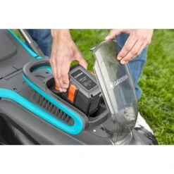 Gardena Akku-Rasenmäher Set PowerMax Li-40/37 Inkl. Akku Und Ladegerät 21 Gardena Akku-Rasenmäher Set PowerMax Li-40/37 Inkl. Akku Und Ladegerät -Haushaltswaren Geschäft 31 3050 4078500031097 pt09